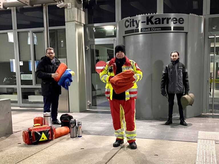 Lebensrettende Maßnahmen in frostigen Nächten