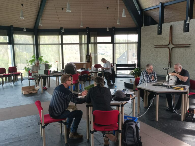 Erfolgreiches Repair Café in Heimbach – Grüne unterstützen Nachhaltigkeitsinitiative