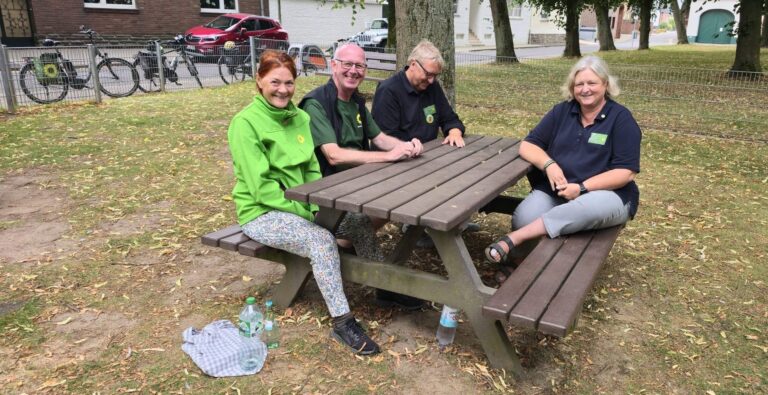 „Auf ein Bier“ in Luchem – leider ohne Gäste, aber mit guter Laune! 🍻