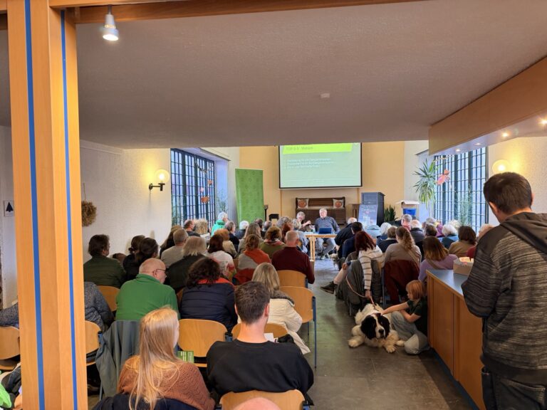 Volles Haus bei der Kreismitgliederversammlung im Töpfereimuseum Langerwehe!